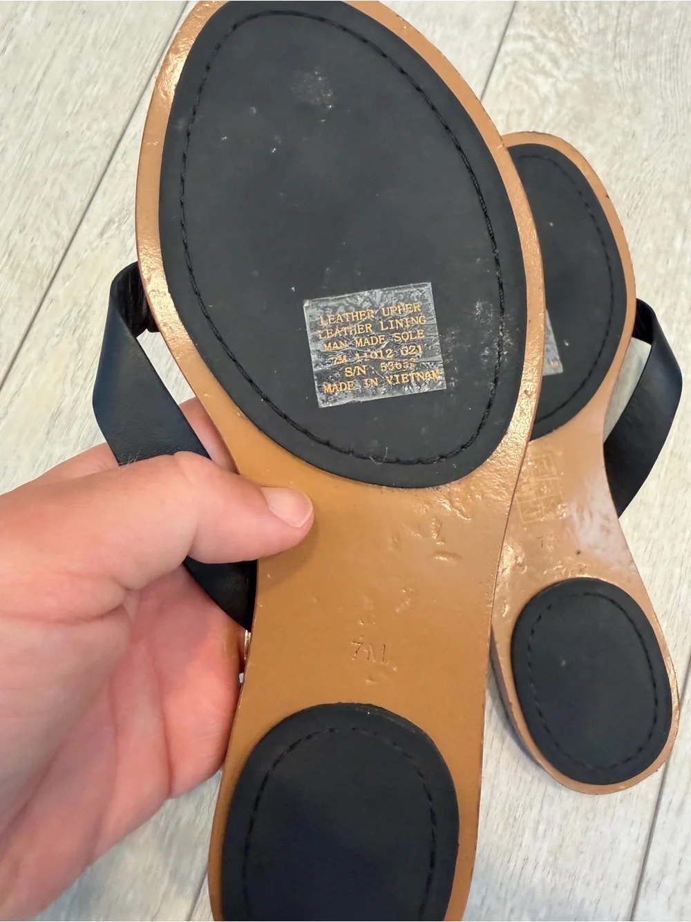 Tory Burch Black Leather Thong Sandals with Tan Footbed
